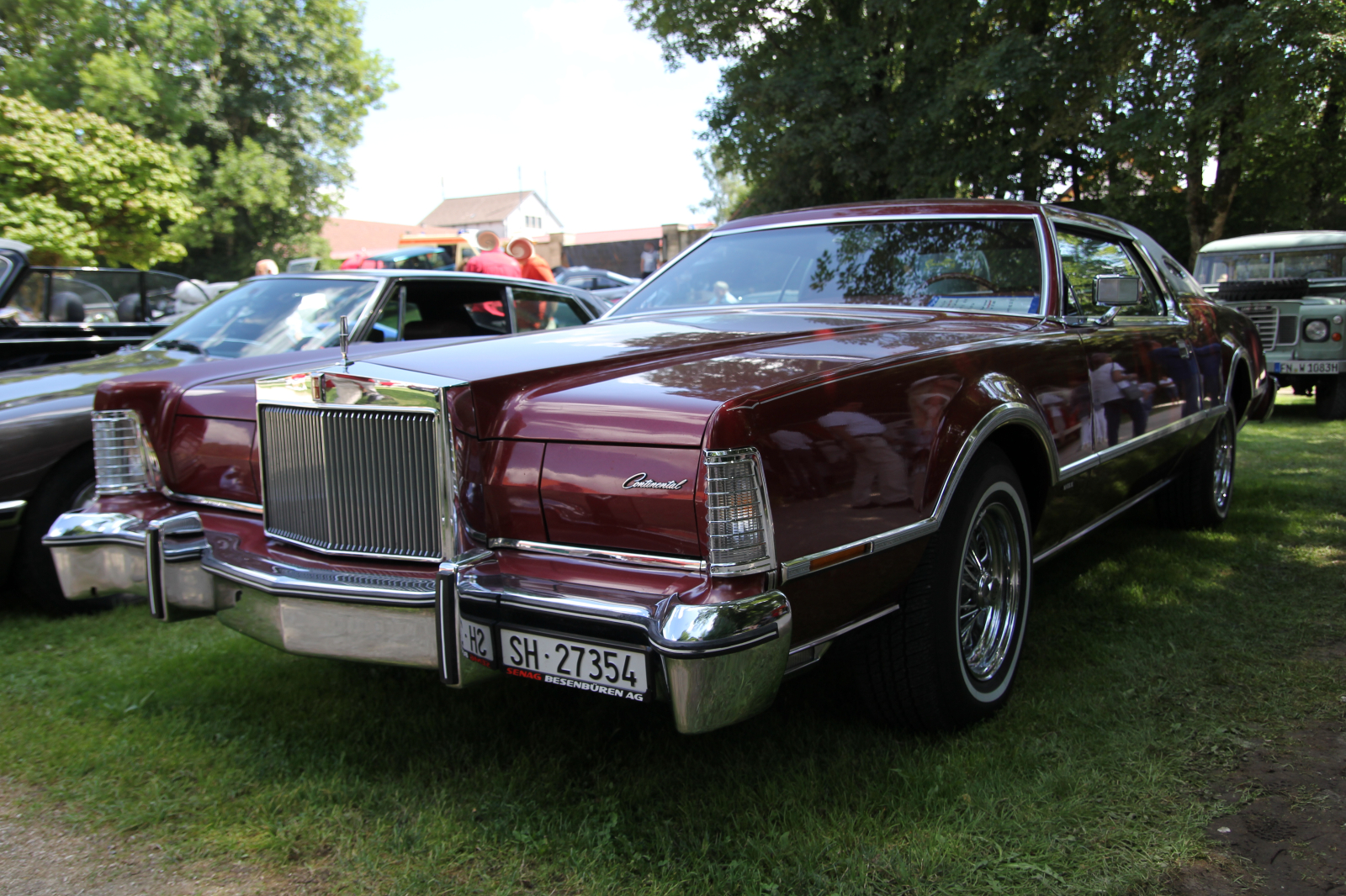 Lincoln Continental Mark IV