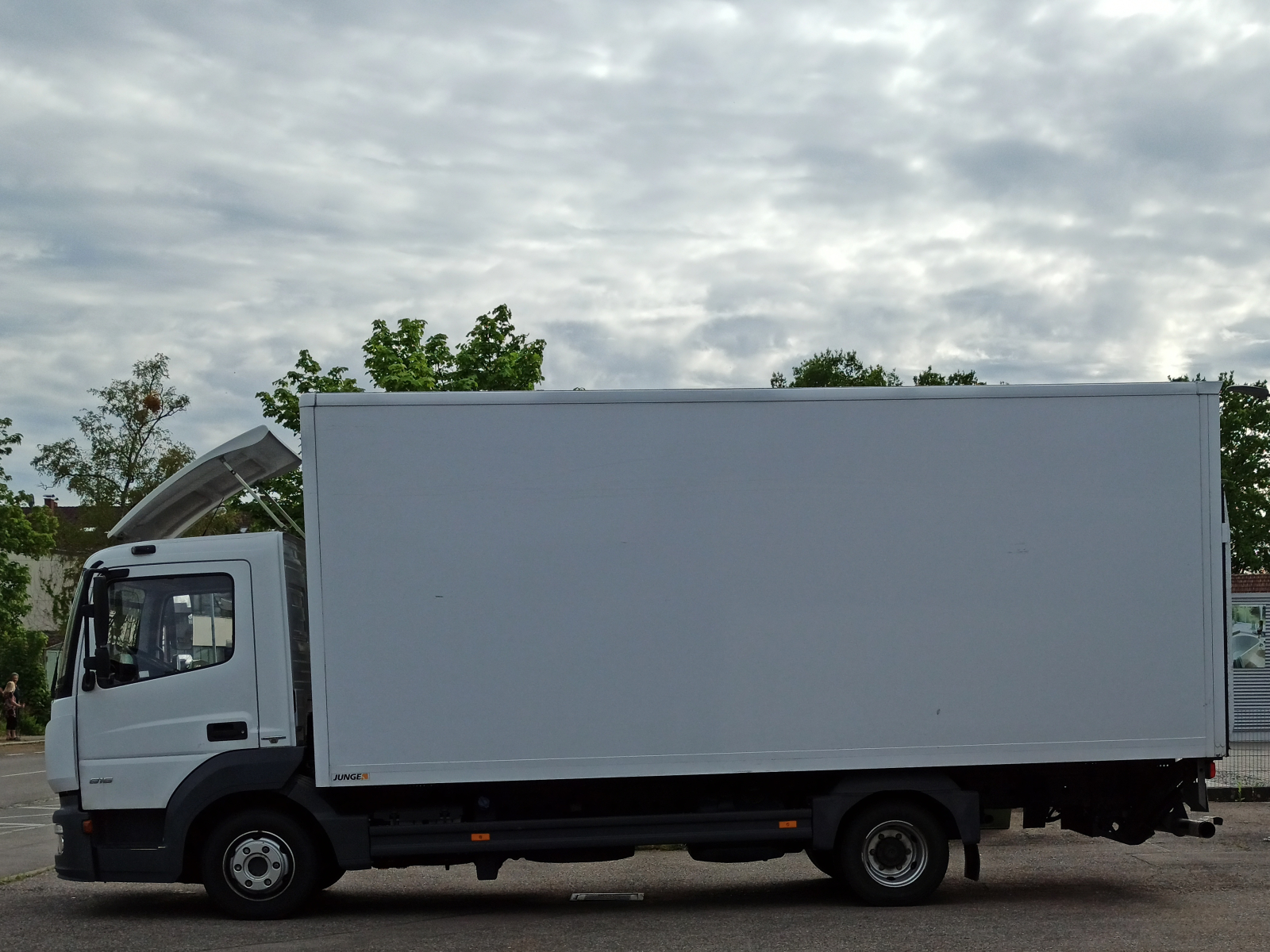 Mercedes Benz Atego