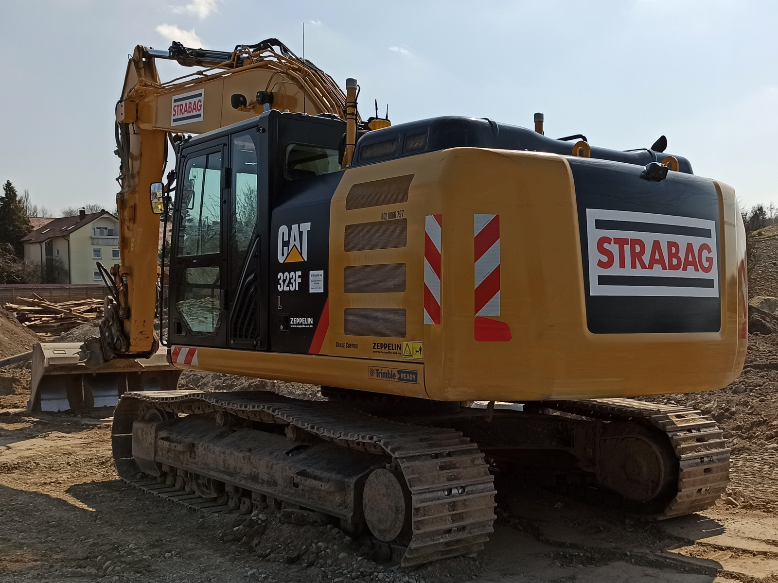 Caterpillar 323B