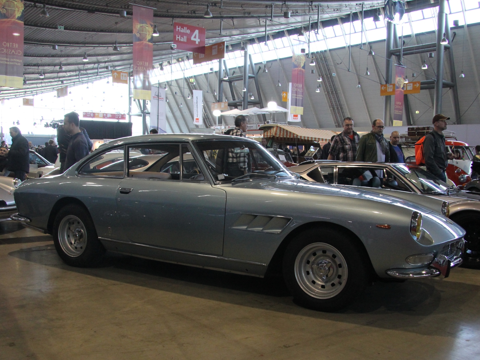 Ferrari 330 GT